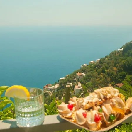 Casa Martina Holiday home *